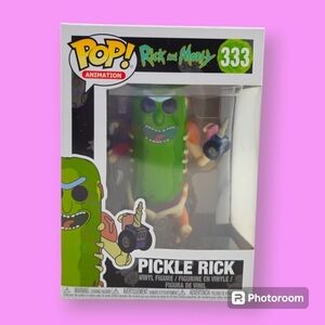 Funko POP! Rick and Morty Pickle Rick #333 Vinyl Figure